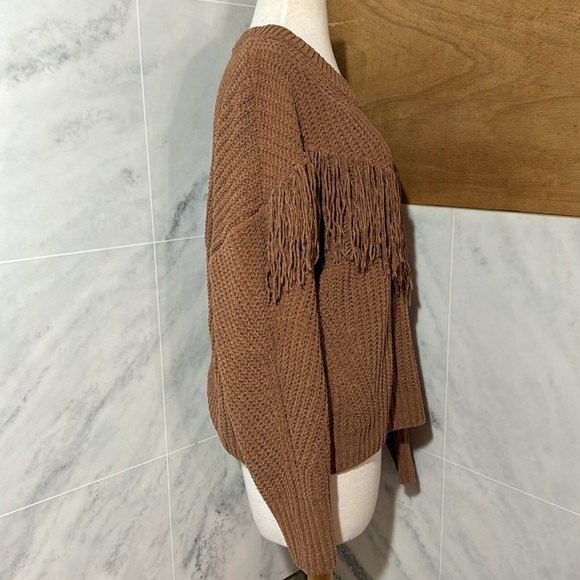 No Boundaries Juniors Fringe Sweater size 3XL (21) - Picture 4 of 9